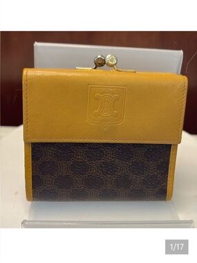 Celine  wallet  compact  Kisslock Macadam coated canvas/leather  brown & tan